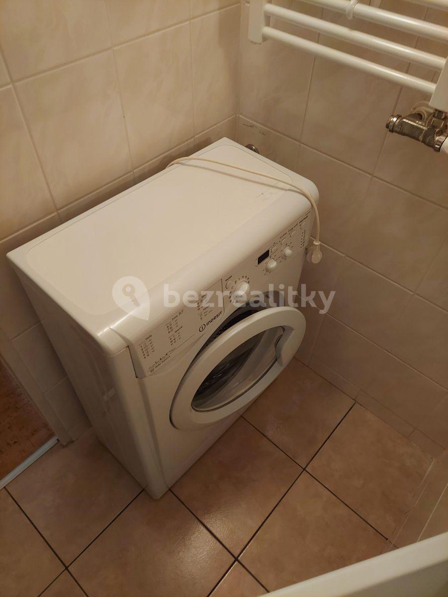 Small studio flat to rent, 17 m², Mozolky, Brno, Jihomoravský Region