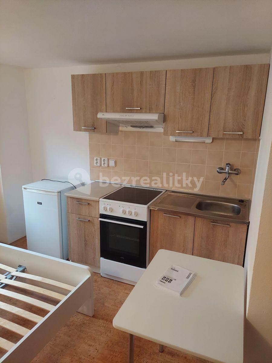 Small studio flat to rent, 17 m², Mozolky, Brno, Jihomoravský Region