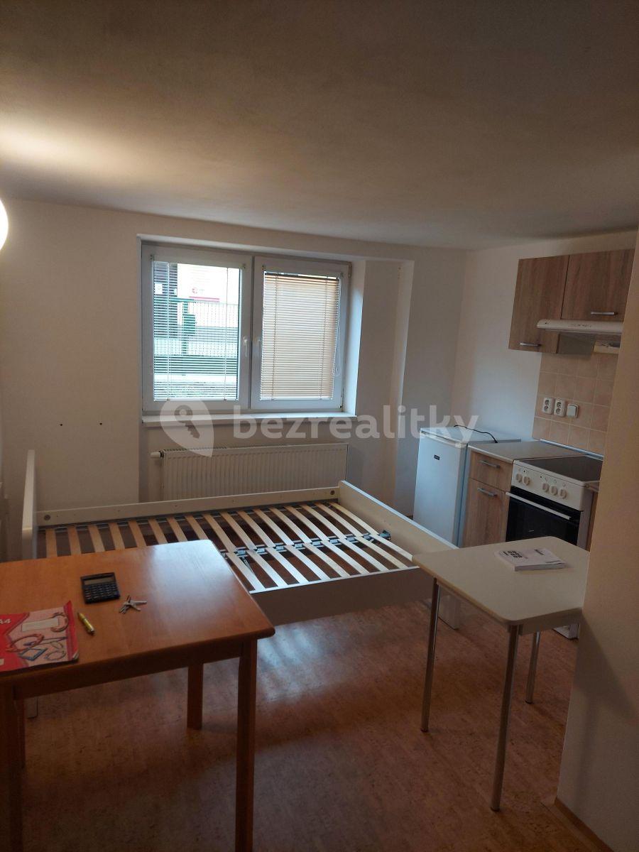 Small studio flat to rent, 17 m², Mozolky, Brno, Jihomoravský Region