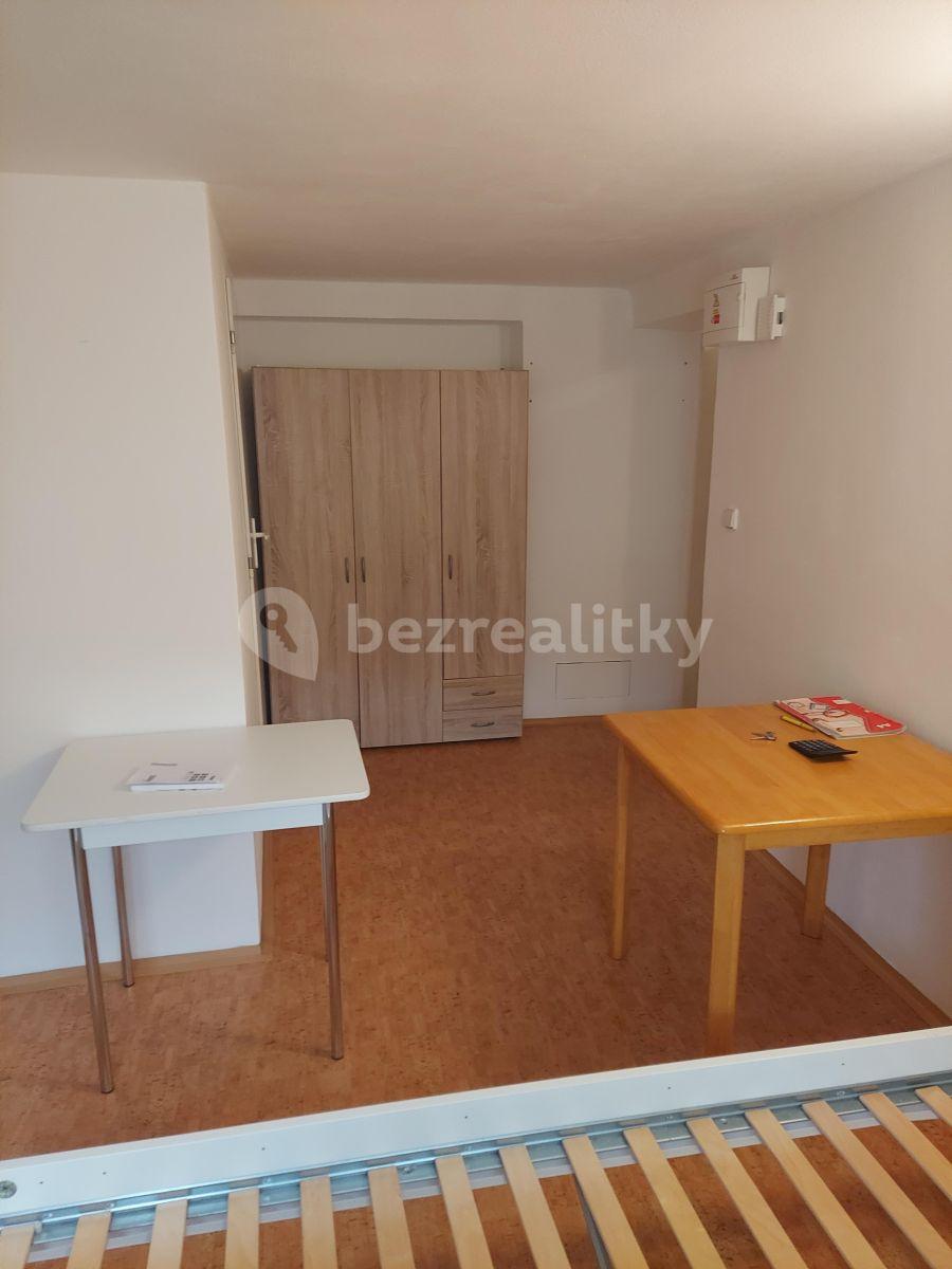 Small studio flat to rent, 17 m², Mozolky, Brno, Jihomoravský Region