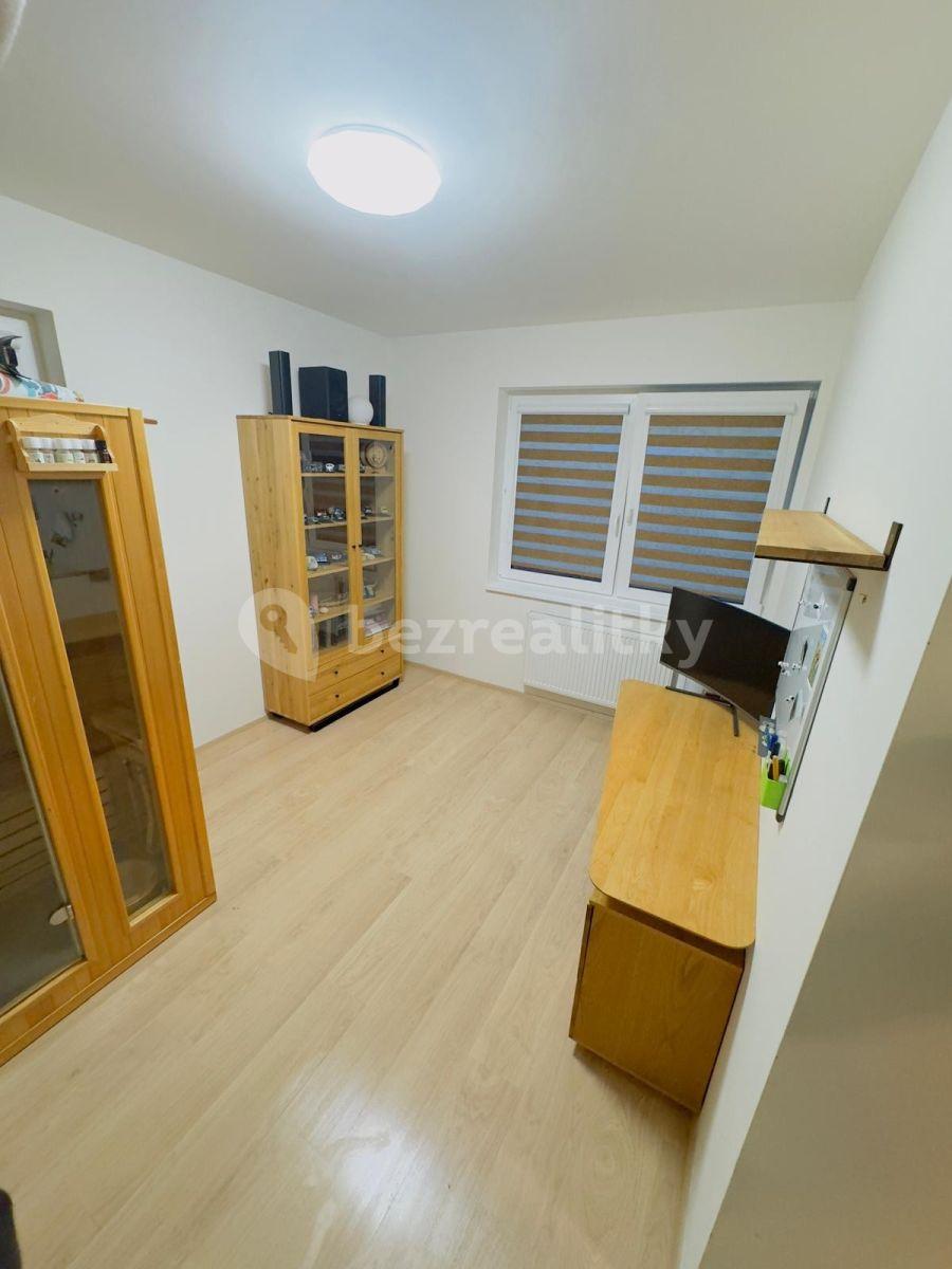 3 bedroom with open-plan kitchen flat for sale, 84 m², Příkrá, Tuchoměřice, Středočeský Region