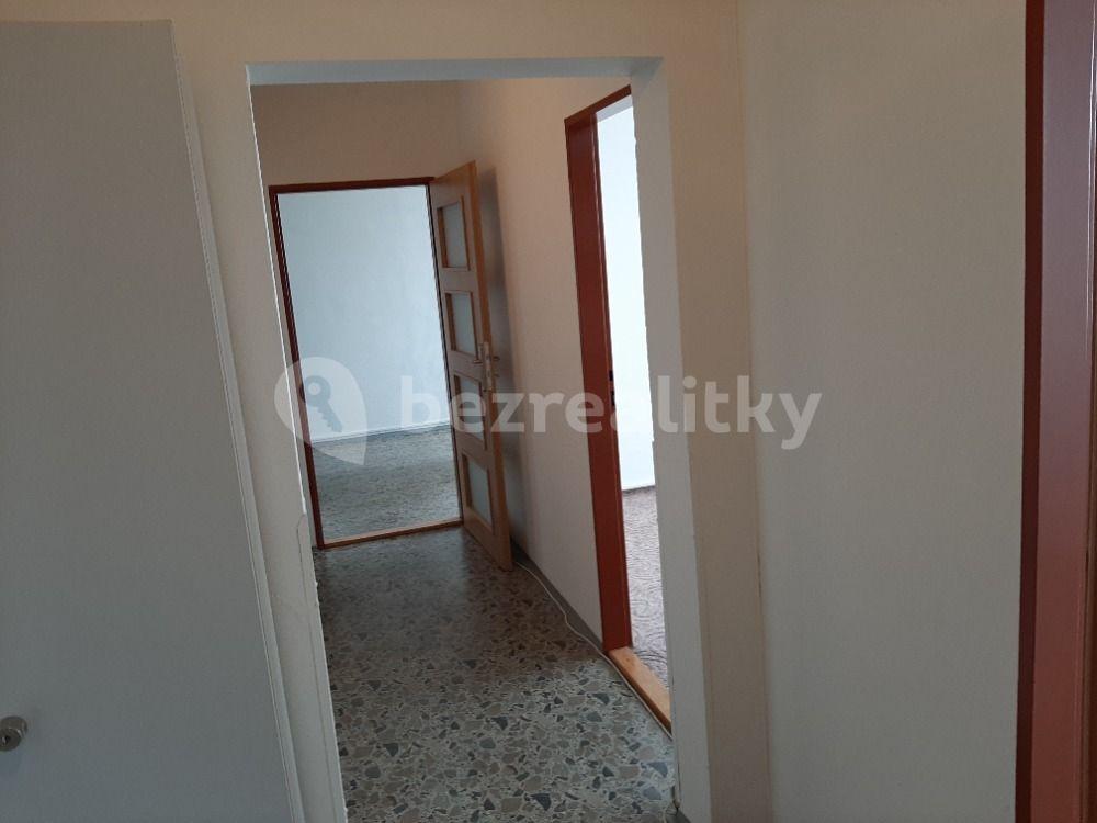 2 bedroom with open-plan kitchen flat to rent, 55 m², Bryksova, Prague, Prague