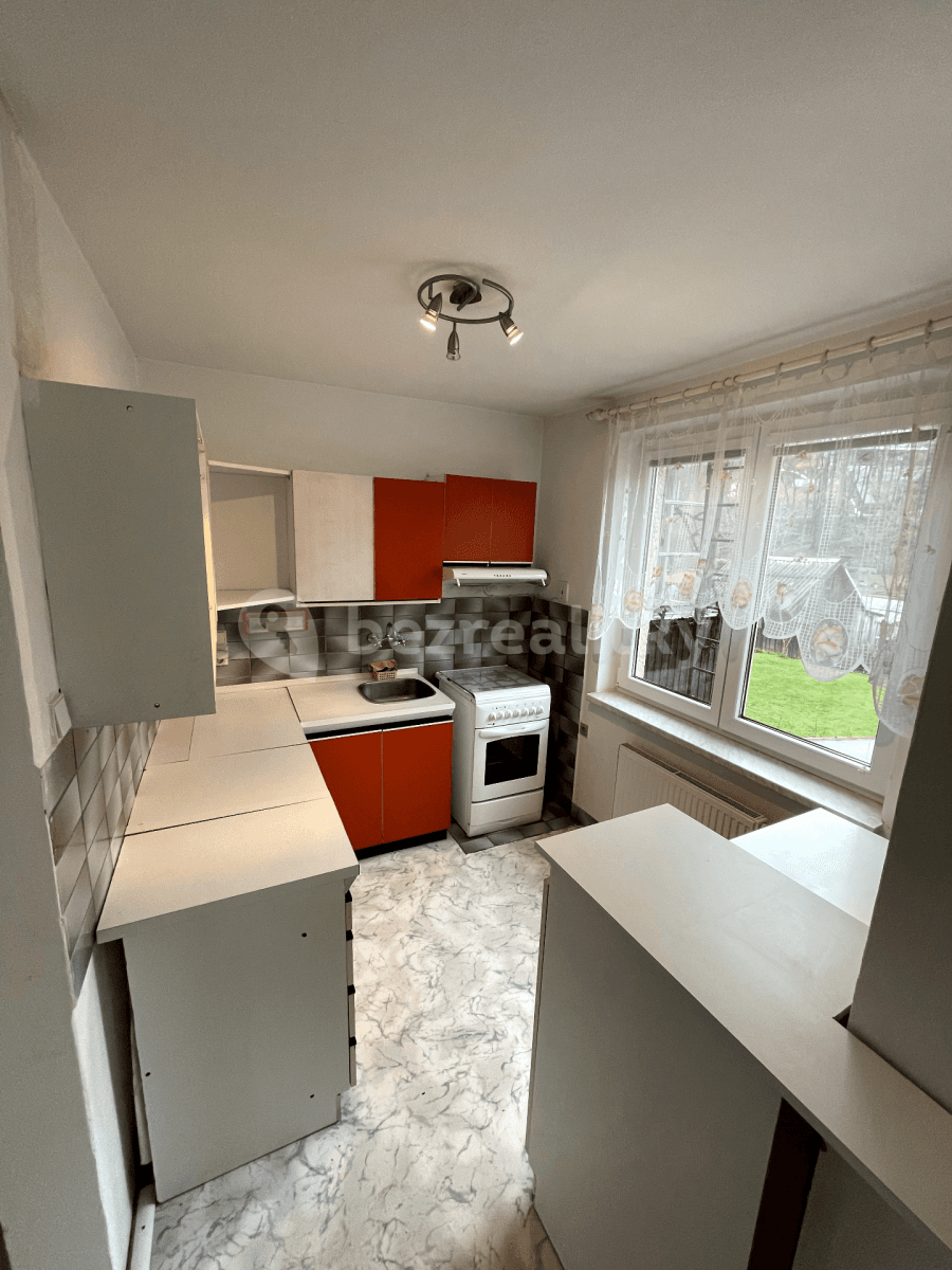 house to rent, 133 m², Krnovská, Zlaté Hory, Olomoucký Region