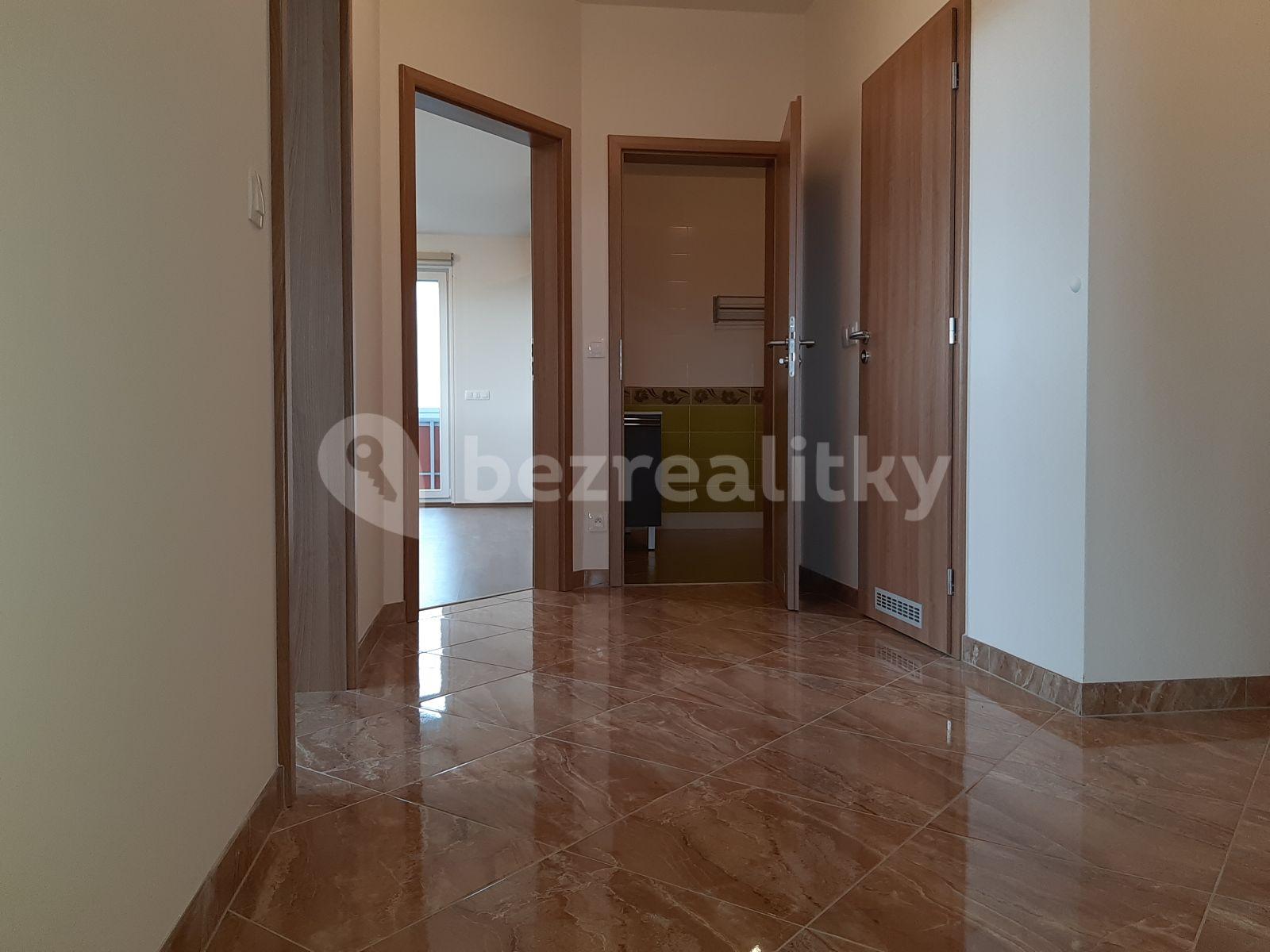 3 bedroom with open-plan kitchen flat to rent, 85 m², Sicherova, Prague, Prague