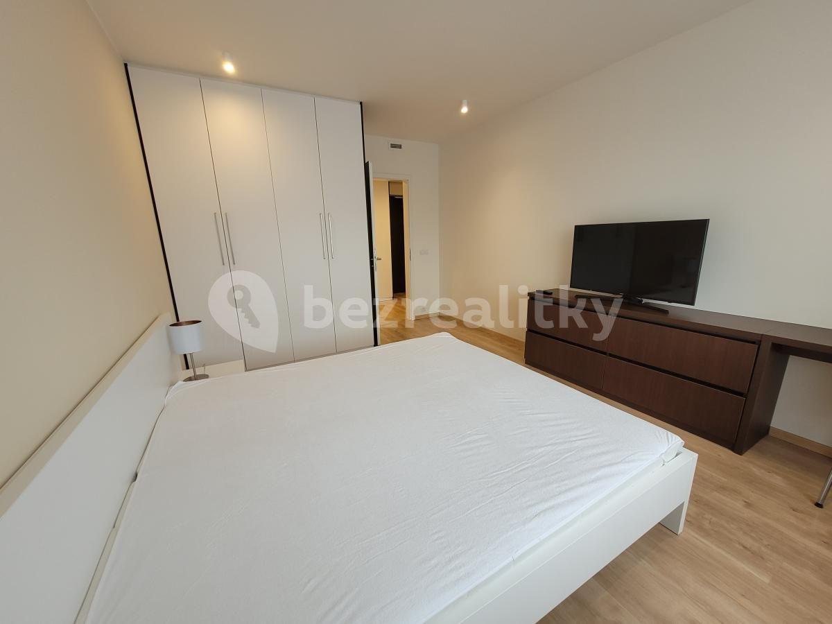 1 bedroom with open-plan kitchen flat to rent, 50 m², Mukařovského, Prague, Prague