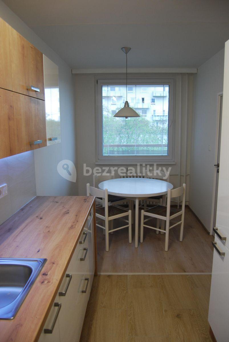 3 bedroom flat to rent, 72 m², K Netlukám, Prague, Prague