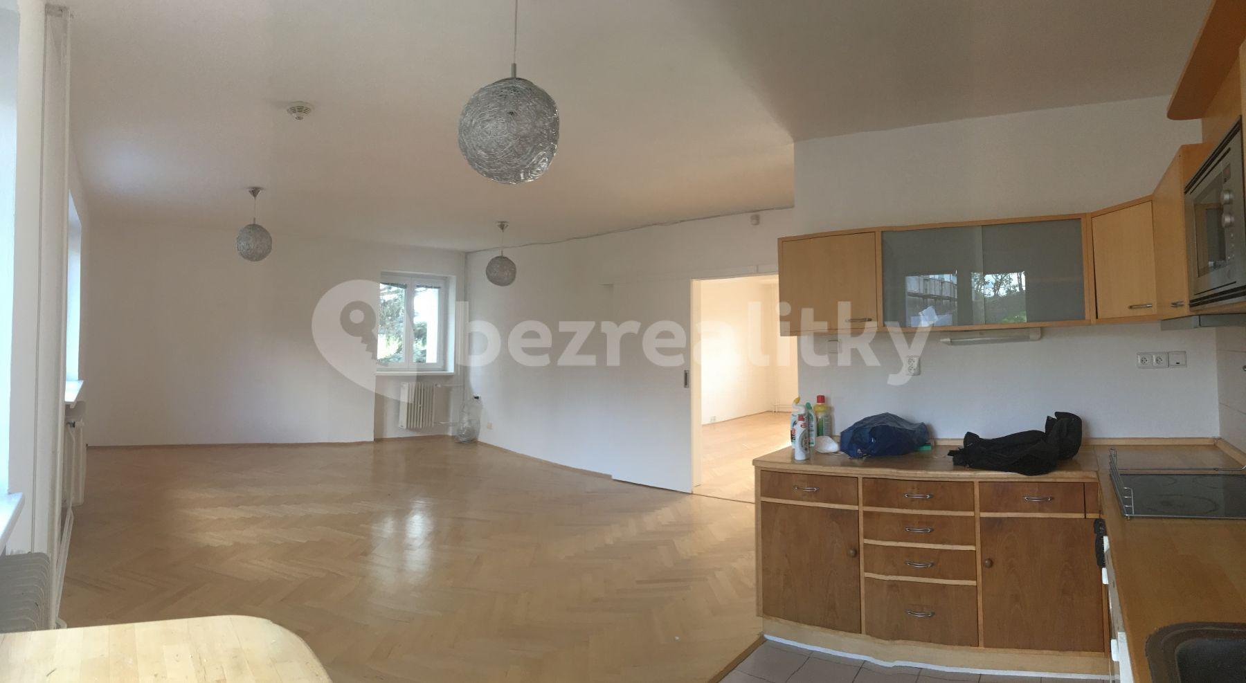 2 bedroom with open-plan kitchen flat to rent, 90 m², Nad Višňovkou, Prague, Prague