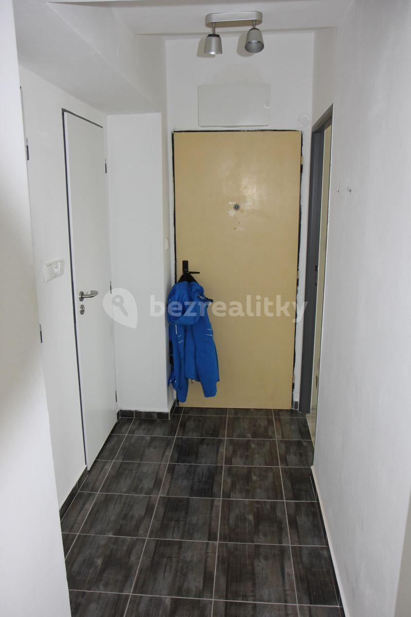 2 bedroom flat to rent, 56 m², Družstevní, Týnec nad Sázavou, Středočeský Region