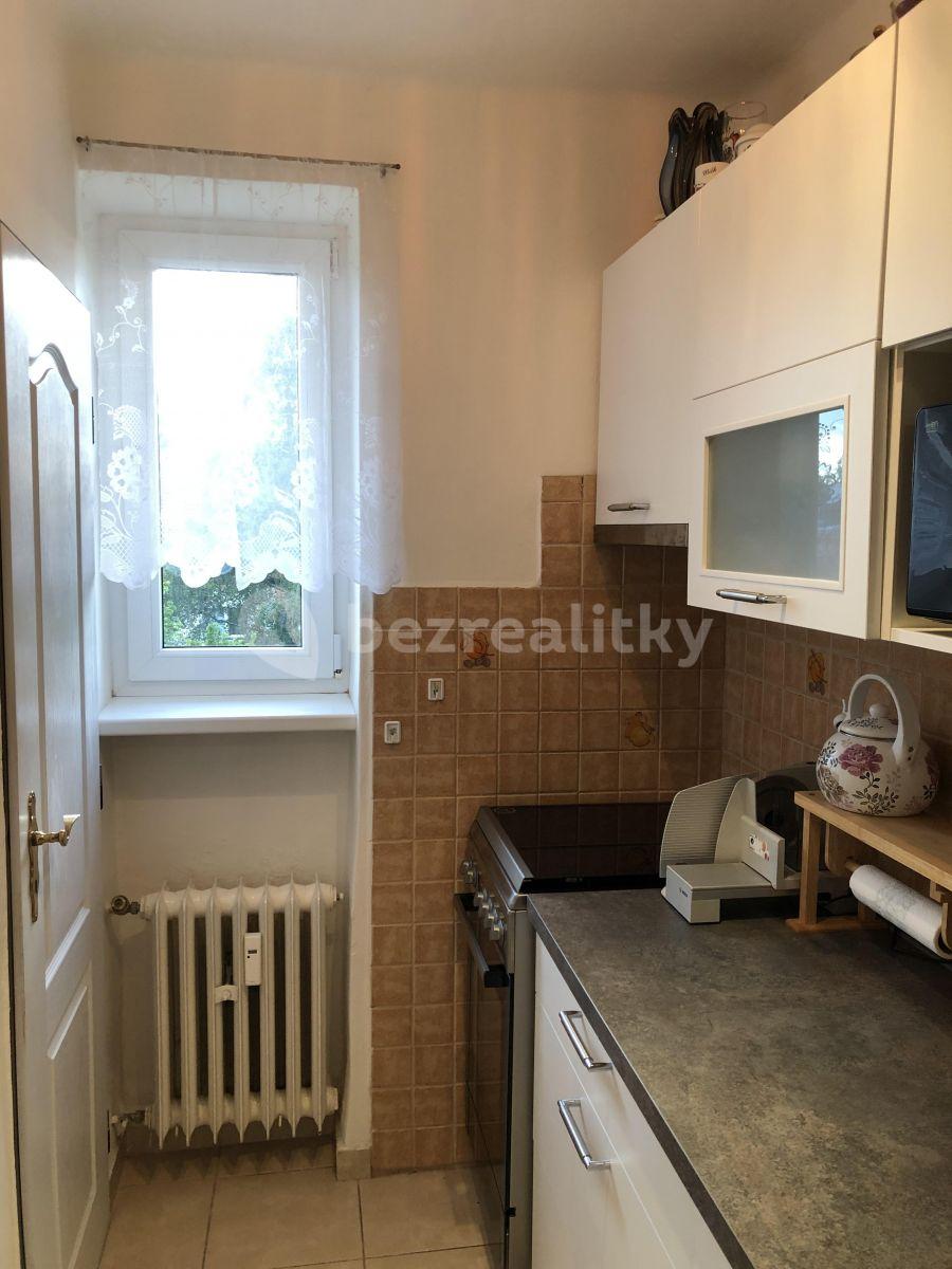 2 bedroom with open-plan kitchen flat to rent, 64 m², Pabláskova, České Budějovice, Jihočeský Region