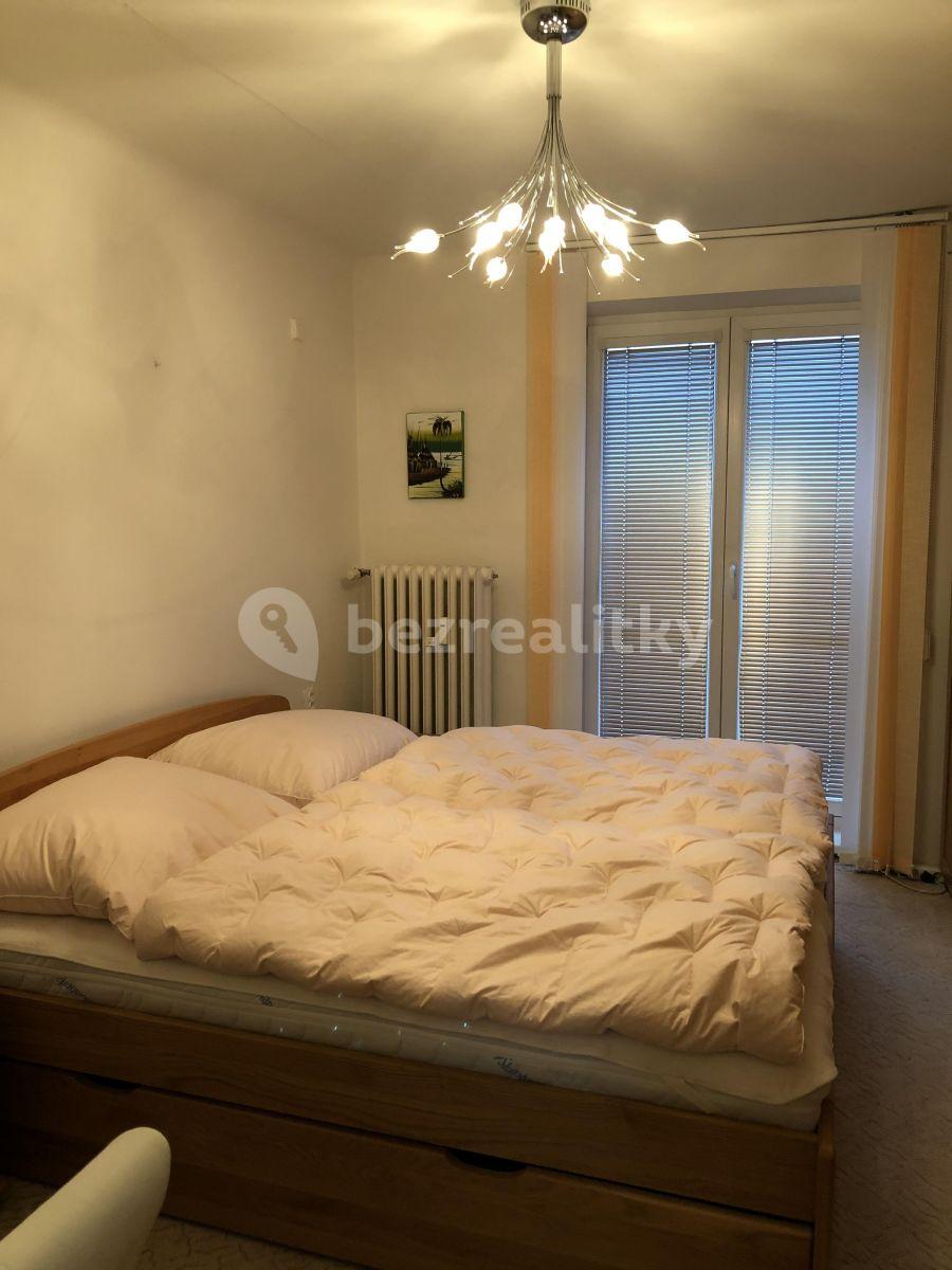 2 bedroom with open-plan kitchen flat to rent, 64 m², Pabláskova, České Budějovice, Jihočeský Region