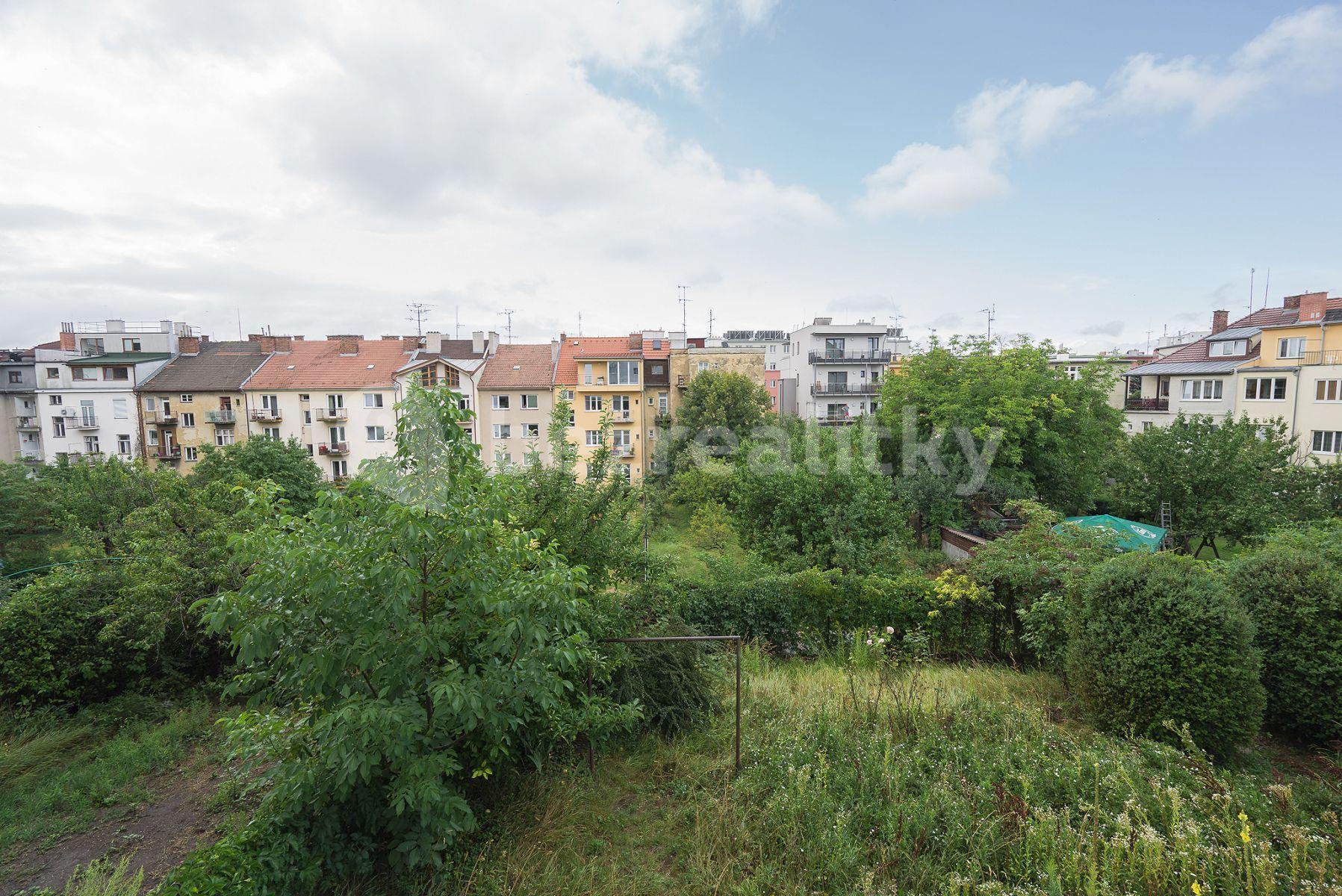 2 bedroom with open-plan kitchen flat to rent, 87 m², Helfertova, Brno, Jihomoravský Region