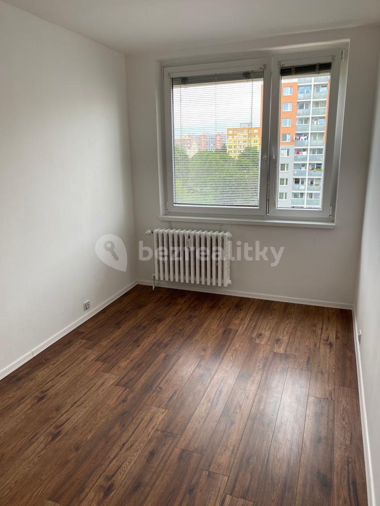 2 bedroom with open-plan kitchen flat to rent, 68 m², Makovského, Prague, Prague