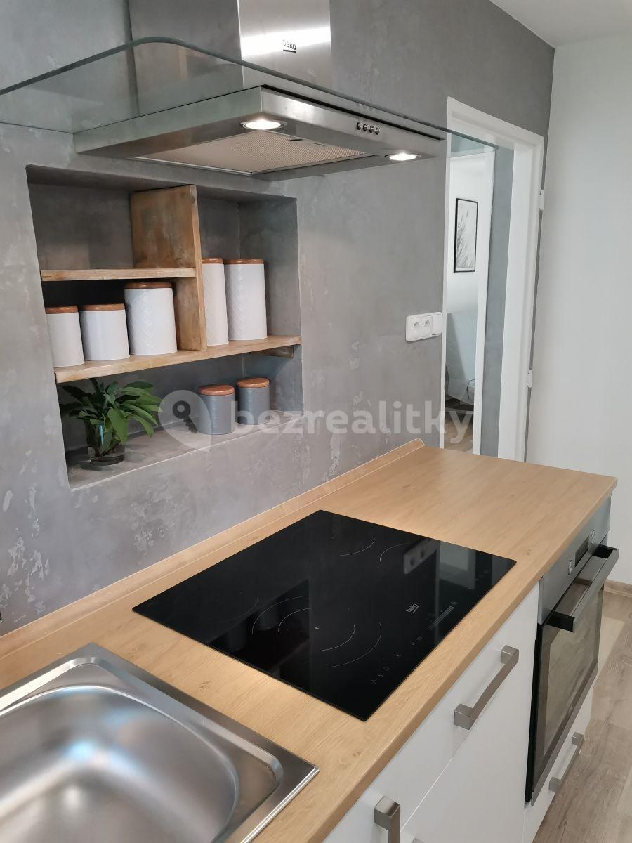 1 bedroom flat to rent, 46 m², Prokopa Holého, Uherské Hradiště, Zlínský Region