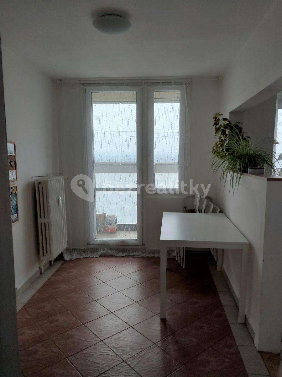 3 bedroom flat to rent, 70 m², Zdiměřická, Prague, Prague