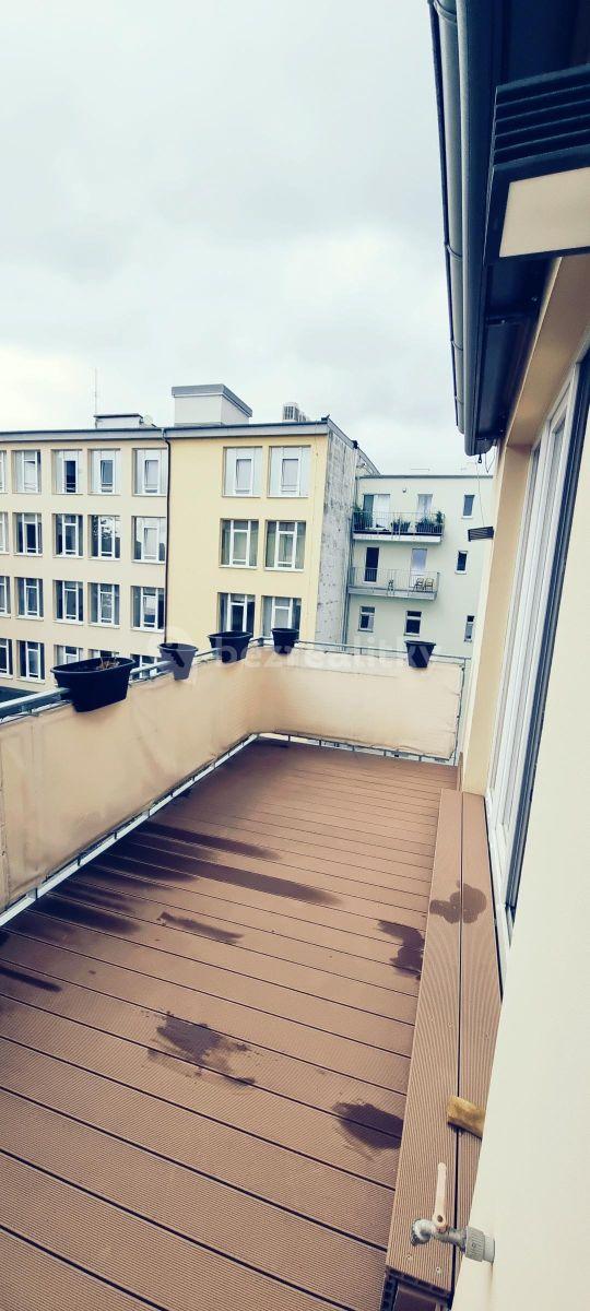 2 bedroom with open-plan kitchen flat to rent, 83 m², Kotlaska, Prague, Prague