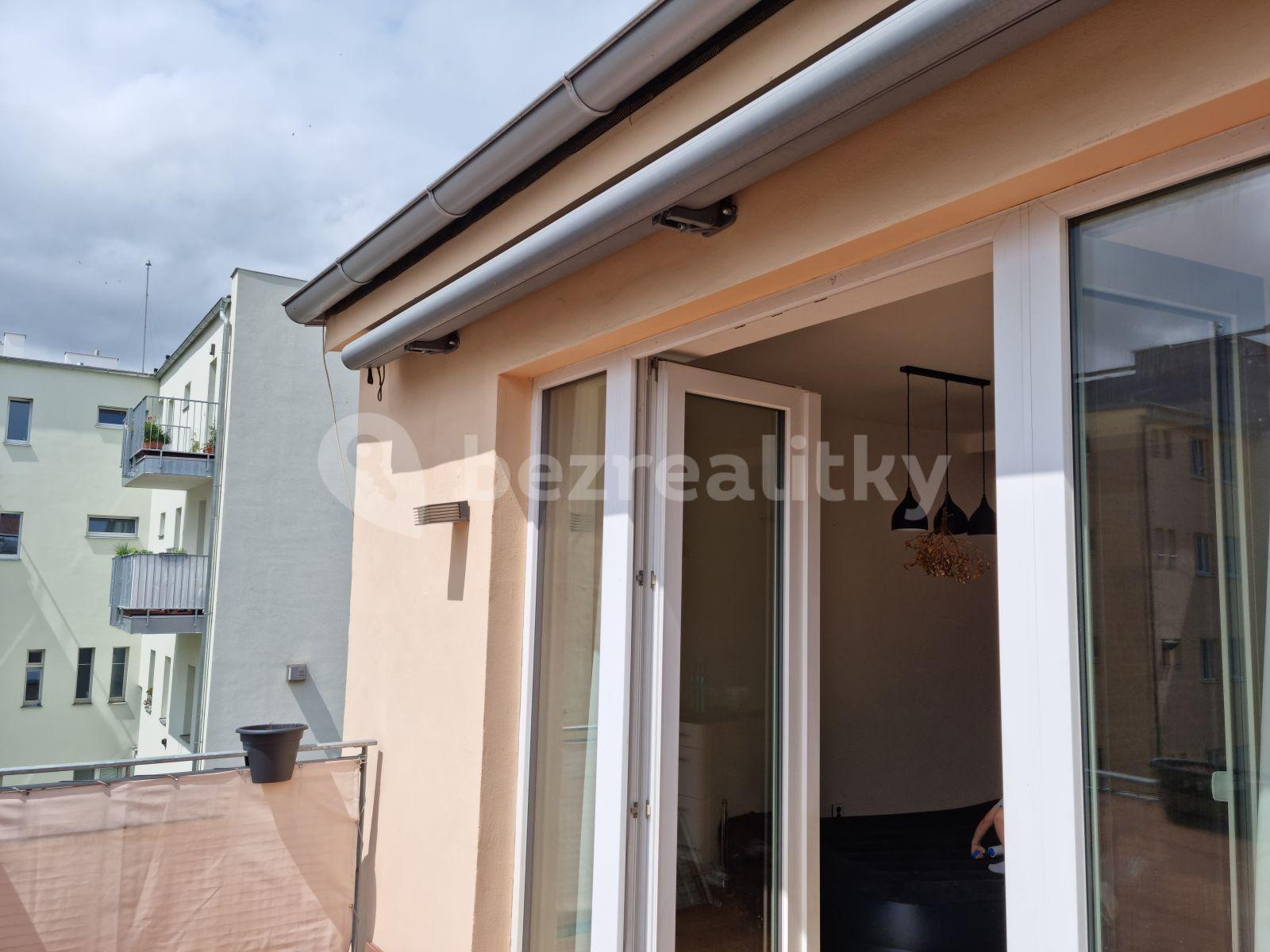 2 bedroom with open-plan kitchen flat to rent, 83 m², Kotlaska, Prague, Prague