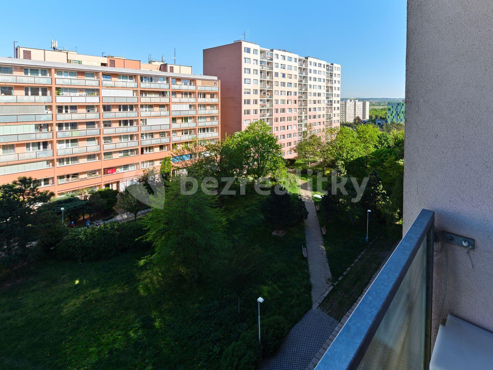 2 bedroom with open-plan kitchen flat to rent, 68 m², Zlešická, Prague, Prague