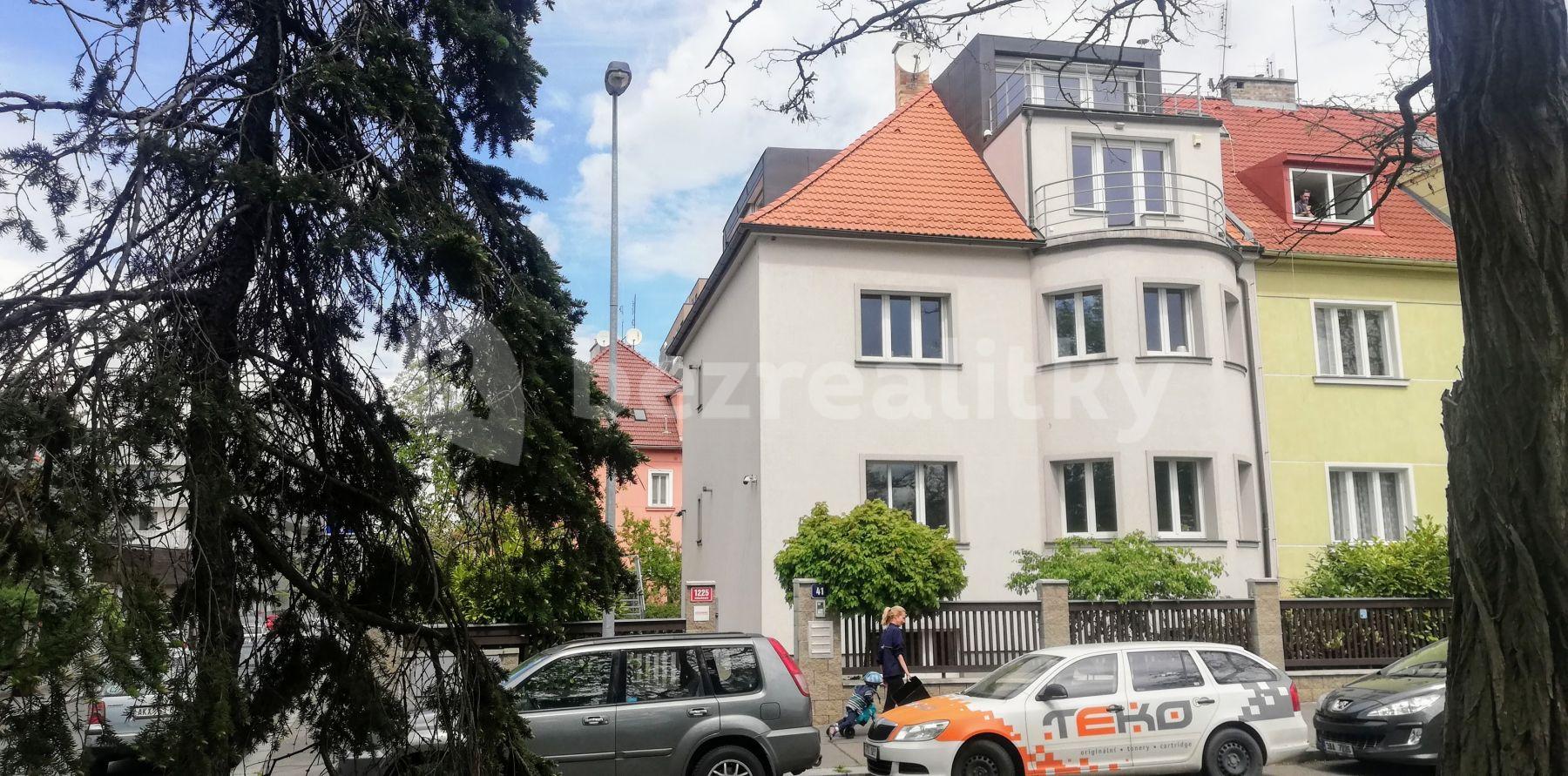 3 bedroom flat to rent, 91 m², Na Třebešíně, Prague, Prague