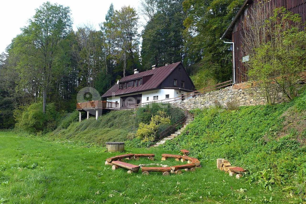 recreational property to rent, 0 m², Výprachtice, Pardubický Region