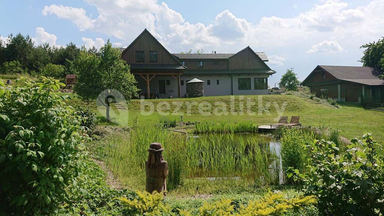 recreational property to rent, 0 m², Osvětimany, Zlínský Region
