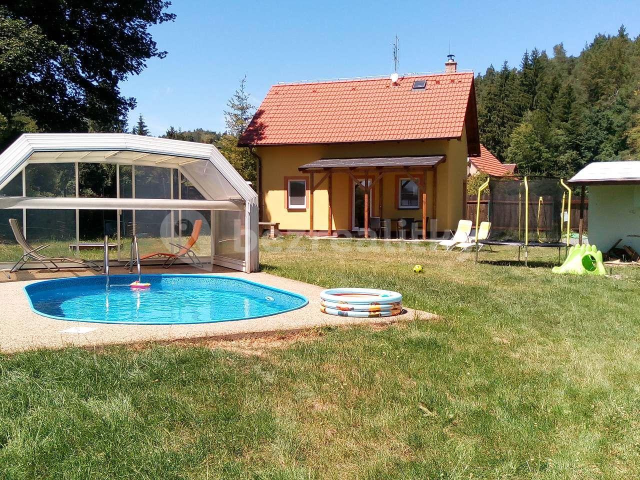 recreational property to rent, 0 m², Stříbrná Skalice, Středočeský Region