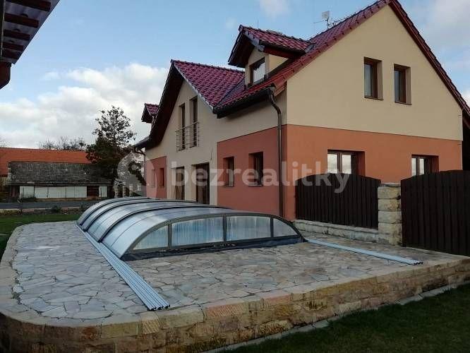 recreational property to rent, 0 m², Tetín, Královéhradecký Region