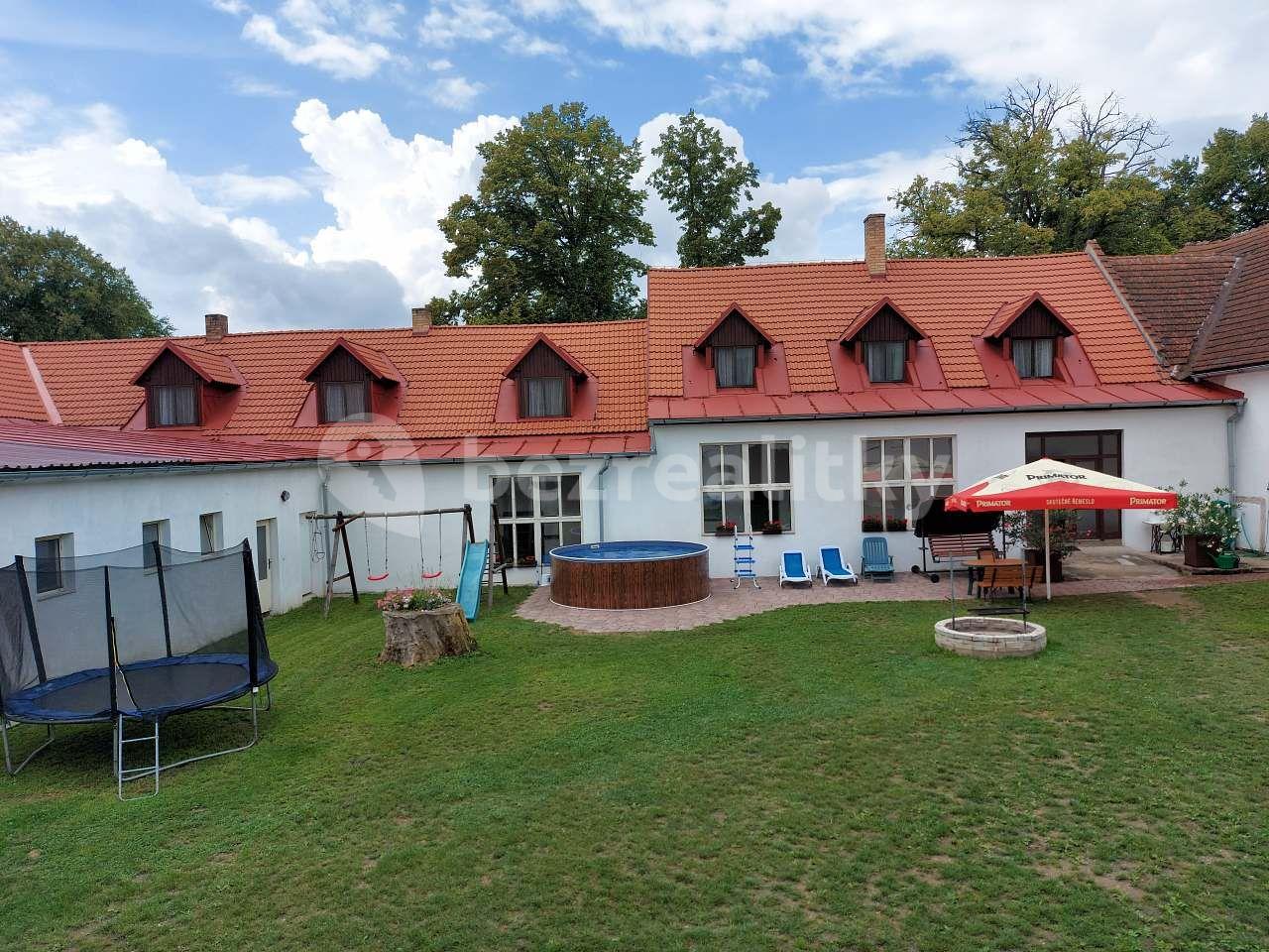 recreational property to rent, 0 m², Stříbřec, Jihočeský Region