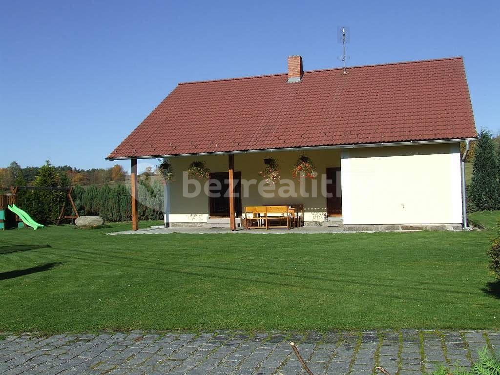 recreational property to rent, 0 m², Petrovice, Středočeský Region