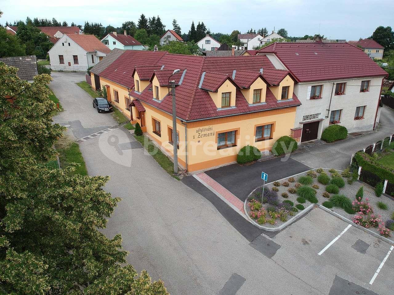 recreational property to rent, 0 m², Chrášťany, Jihočeský Region