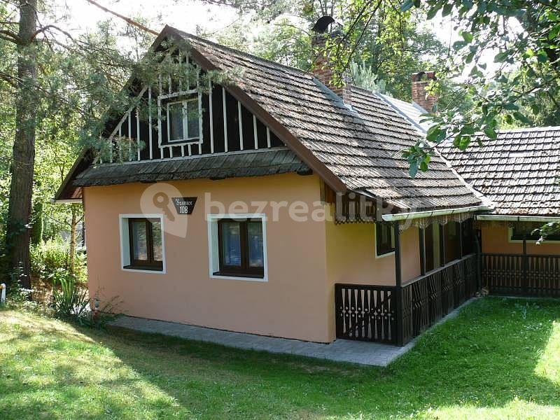 recreational property to rent, 0 m², Jarošov, Pardubický Region