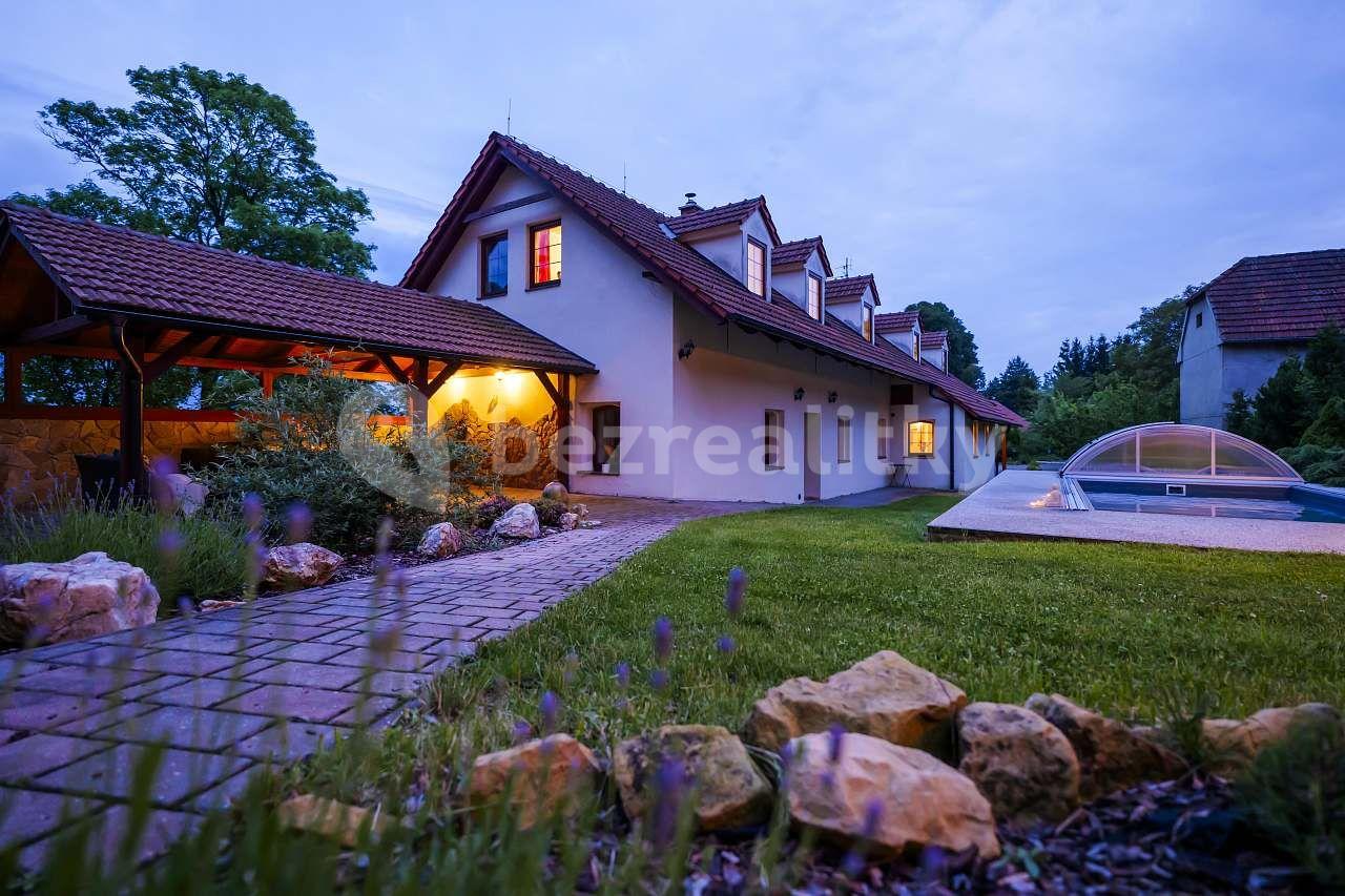 recreational property to rent, 0 m², Bradáčov, Jihočeský Region