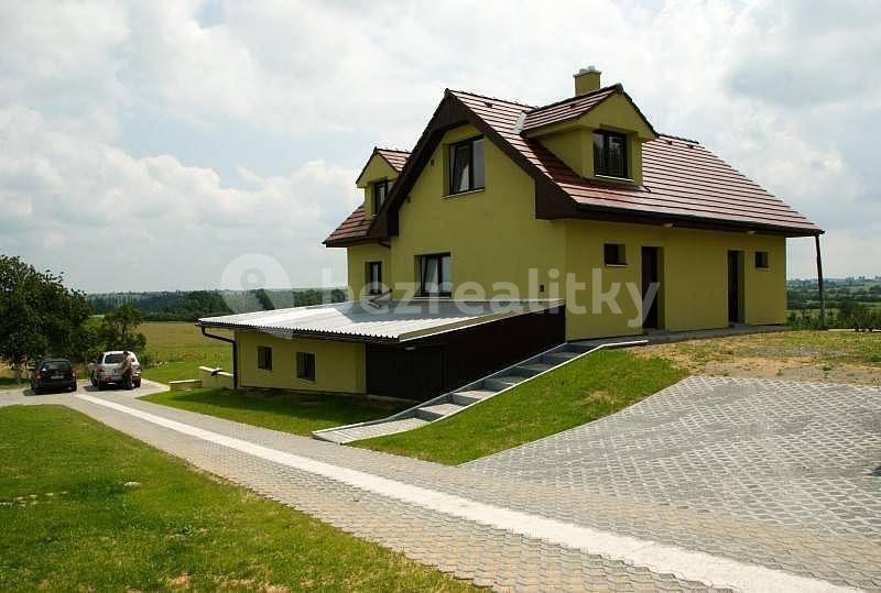 recreational property to rent, 0 m², Okarec, Vysočina Region