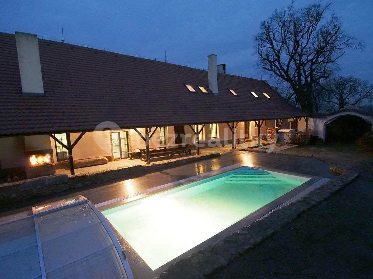 recreational property to rent, 0 m², Kluky, Jihočeský Region