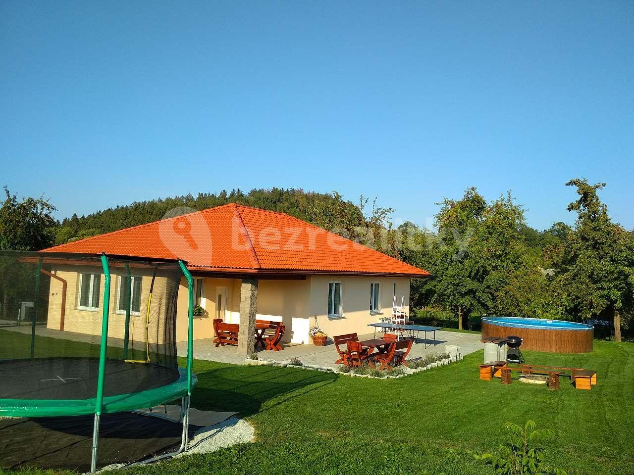 recreational property to rent, 0 m², Červený Újezd, Středočeský Region