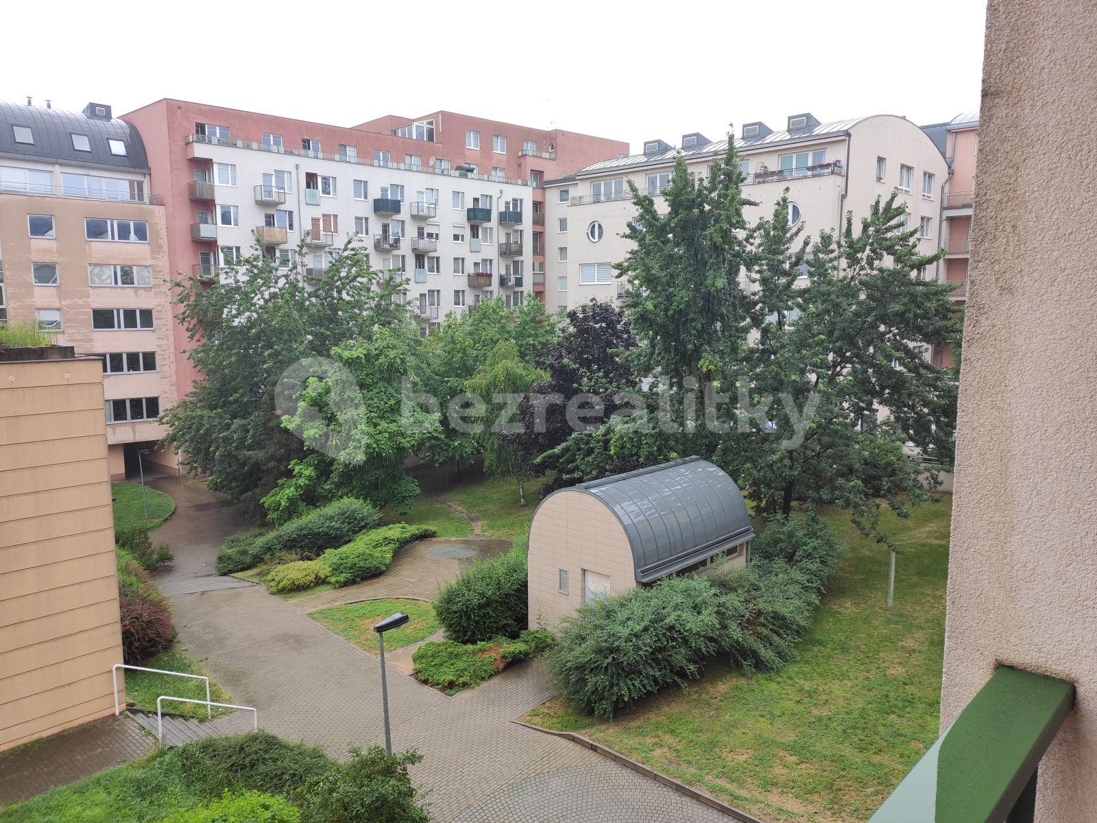 1 bedroom with open-plan kitchen flat to rent, 57 m², Bratří Dohalských, Prague, Prague