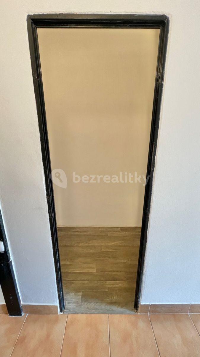 4 bedroom flat for sale, 84 m², V Podhájí, Ústí nad Labem, Ústecký Region