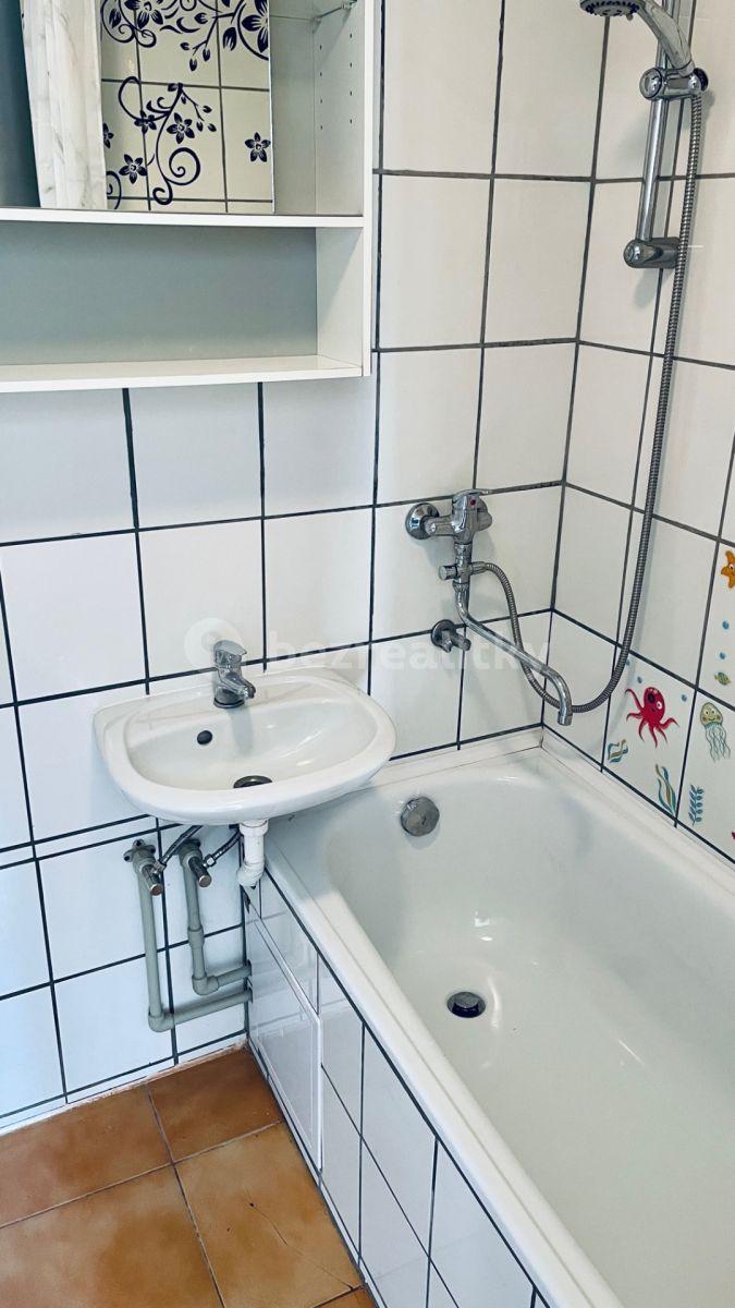 4 bedroom flat for sale, 84 m², V Podhájí, Ústí nad Labem, Ústecký Region