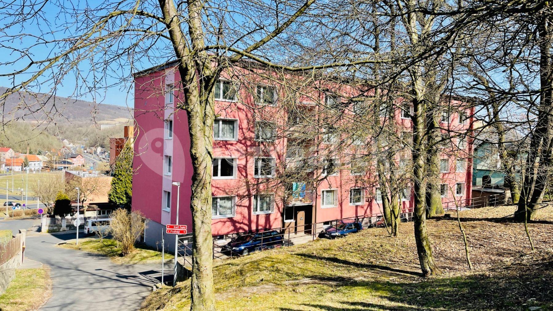 4 bedroom flat for sale, 84 m², V Podhájí, Ústí nad Labem, Ústecký Region