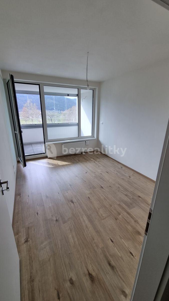 2 bedroom with open-plan kitchen flat to rent, 85 m², Prague, Prague