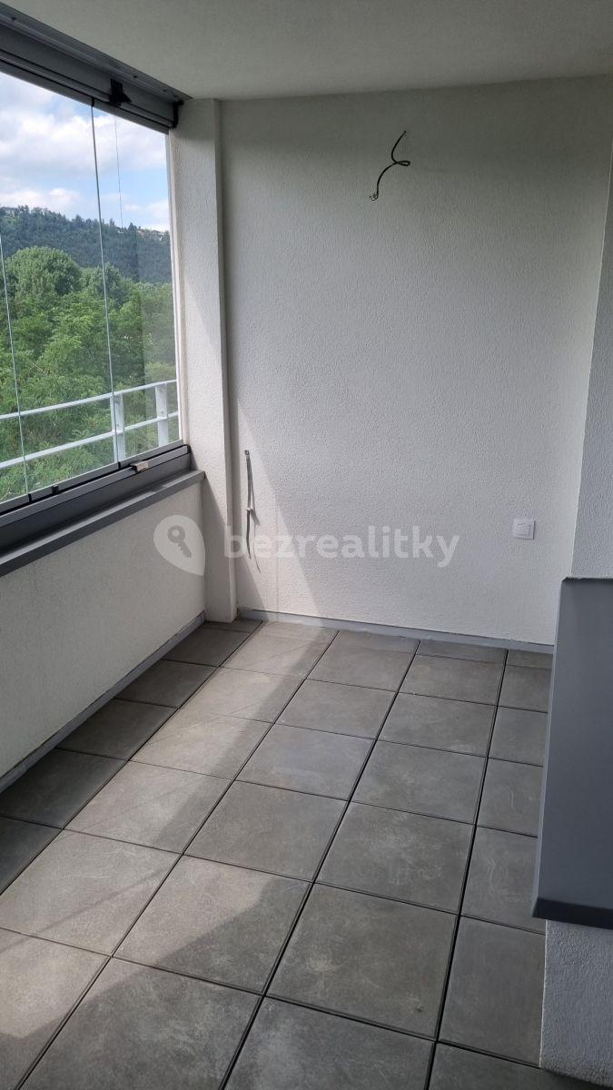 2 bedroom with open-plan kitchen flat to rent, 85 m², Prague, Prague