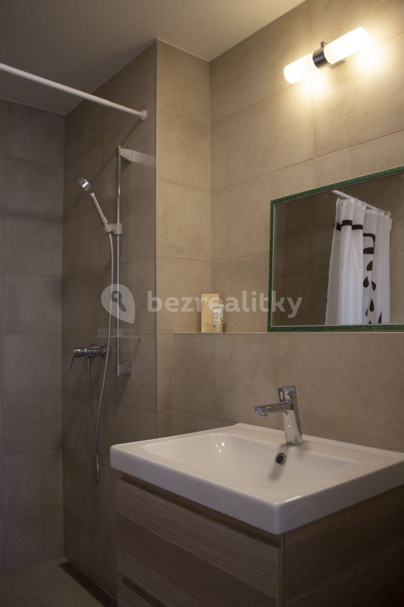 2 bedroom flat to rent, 48 m², Strážna, Nové Mesto, Bratislavský Region