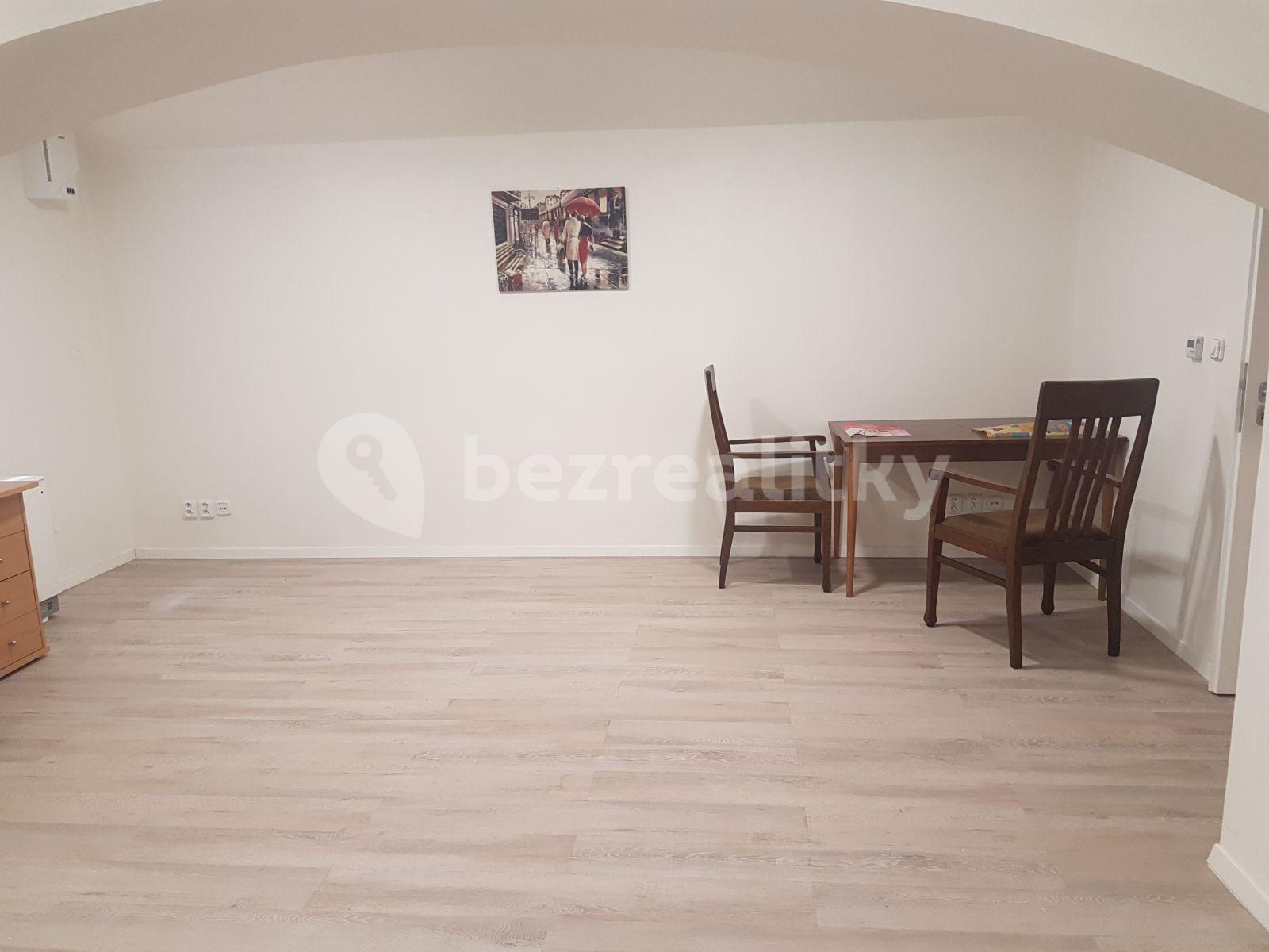 2 bedroom flat to rent, 66 m², Slezská, Prague, Prague