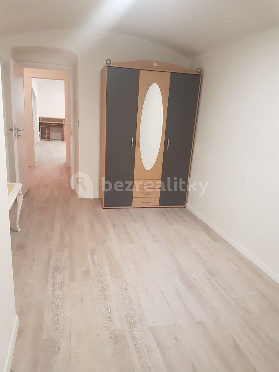 2 bedroom flat to rent, 66 m², Slezská, Prague, Prague