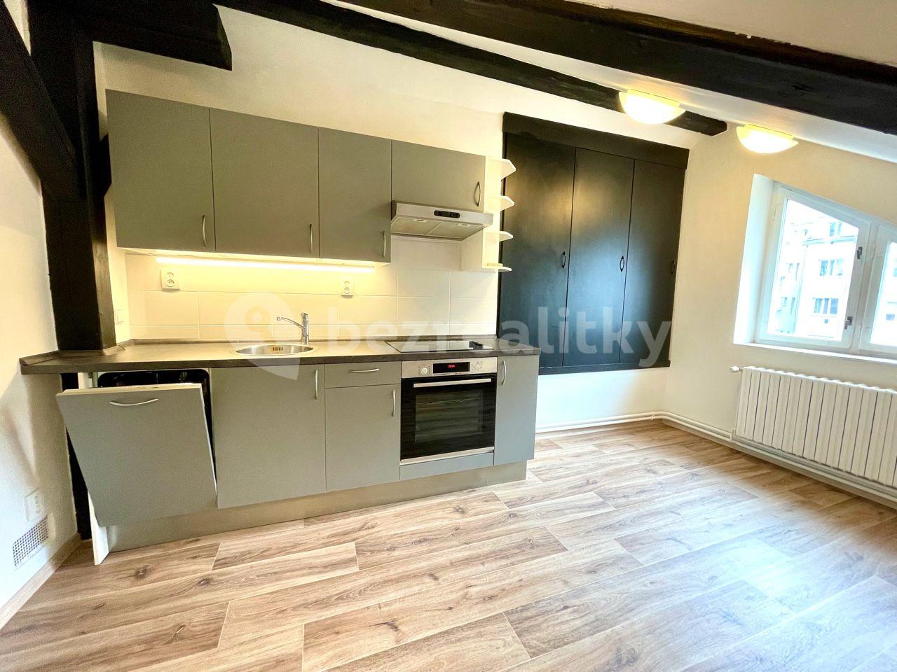 3 bedroom flat to rent, 110 m², Sokolovská, Prague, Prague