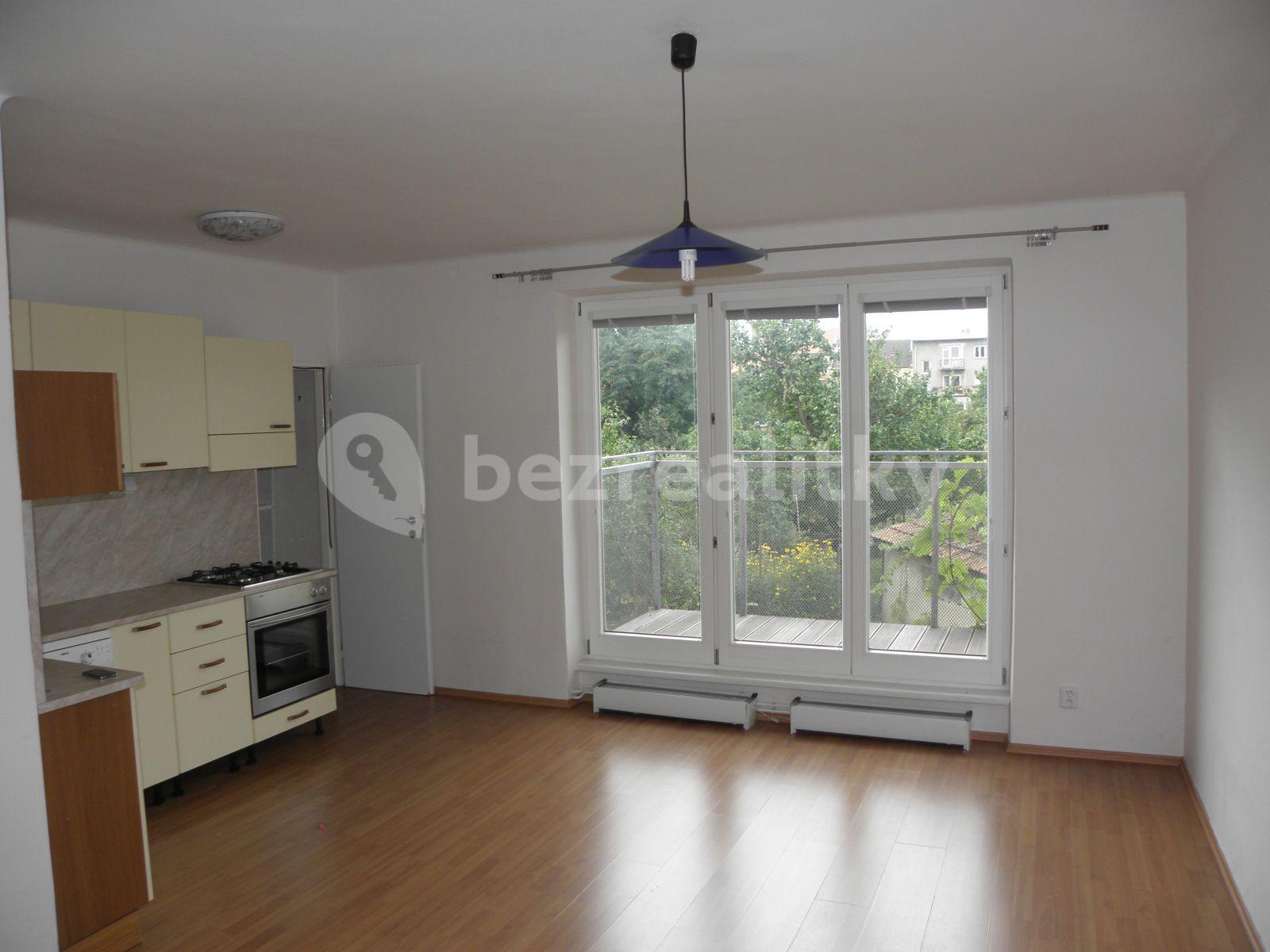 3 bedroom with open-plan kitchen flat to rent, 97 m², Řehořova, Brno, Jihomoravský Region