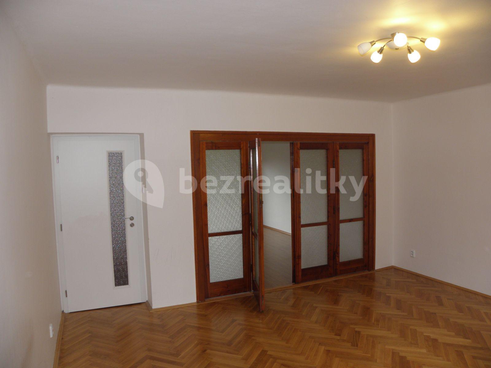 3 bedroom with open-plan kitchen flat to rent, 97 m², Řehořova, Brno, Jihomoravský Region