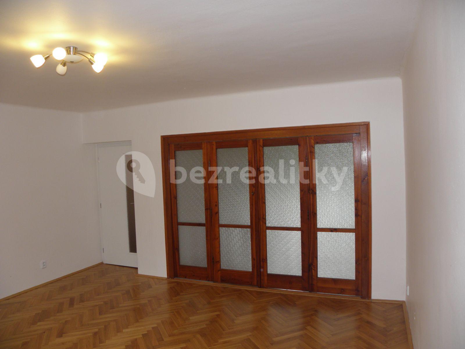 3 bedroom with open-plan kitchen flat to rent, 97 m², Řehořova, Brno, Jihomoravský Region