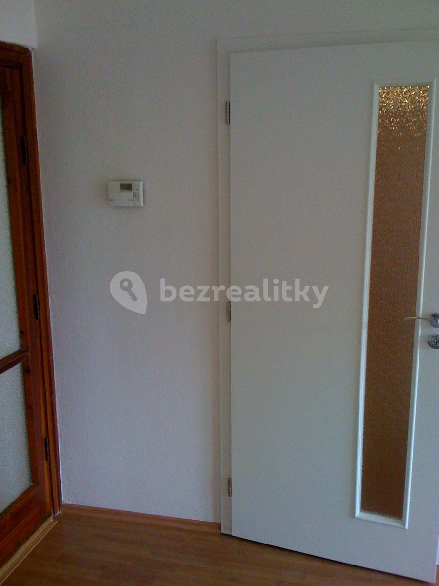 3 bedroom with open-plan kitchen flat to rent, 97 m², Řehořova, Brno, Jihomoravský Region