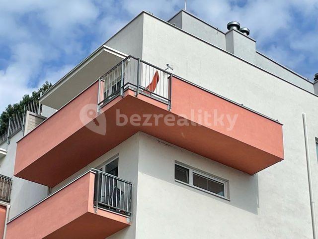 1 bedroom with open-plan kitchen flat to rent, 46 m², Hvozdecká, Brno, Jihomoravský Region