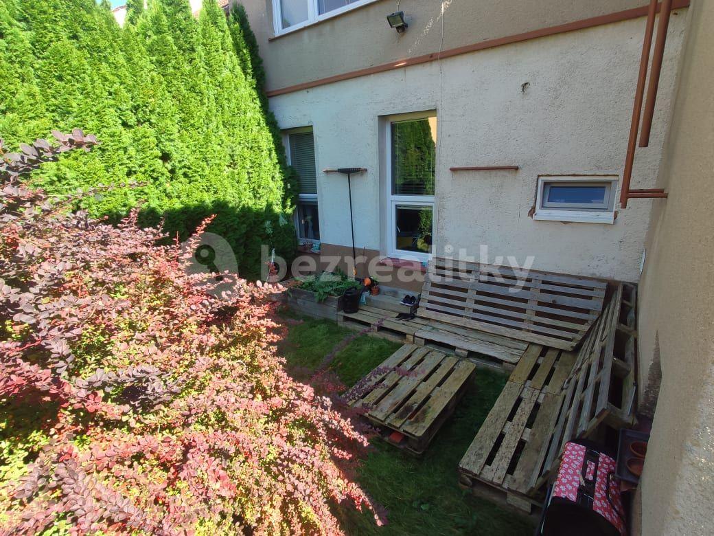 1 bedroom flat to rent, 50 m², Rybnická, Brno, Jihomoravský Region